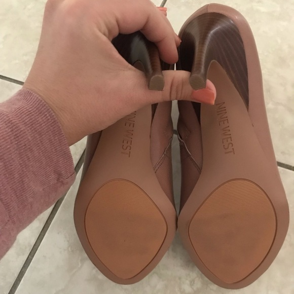 Leather Nine West Peep Toe Booties - Picture 7 of 8